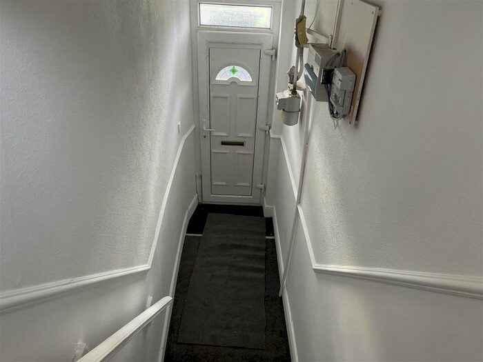 2 Bedroom Flat To Rent In Armstrong Road, Newcastle Upon Tyne, NE4