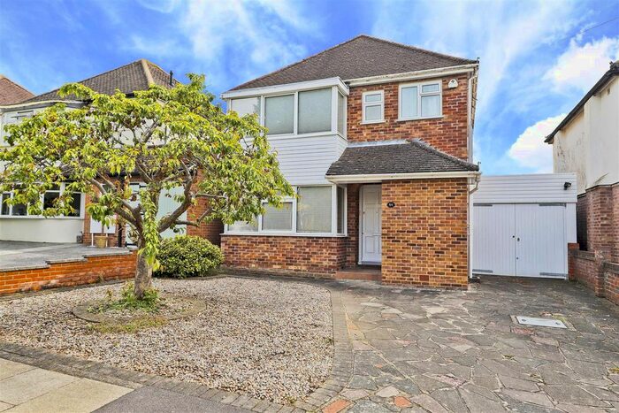 3 Bedroom Detached House To Rent In Bushey Road, Ickenham, UB10