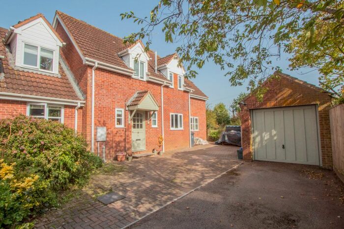 5 Bedroom End Of Terrace House For Sale In Pencepool Orchard, Plymtree, Cullompton, EX15
