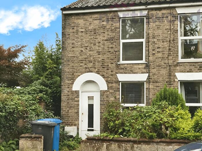 2 Bedroom Terraced House To Rent In Alexandra Road, Norwich, NR2