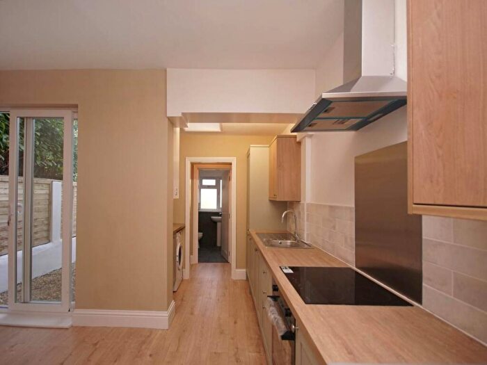 4 Bedroom House To Rent In Cleave Street, St Werburghs, Bristol, BS2