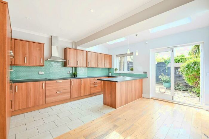 3 Bedroom Terraced House To Rent In Kingscote Road, New Malden, KT3