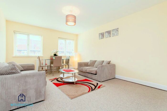 2 Bedroom Flat To Rent In High Road, London, N15