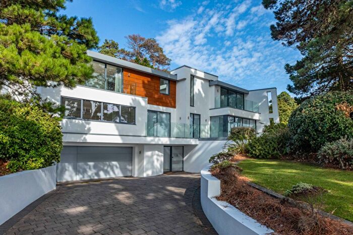 5 Bedroom Detached House To Rent In Shore Road, Poole, BH13