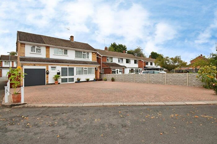 5 Bedroom Detached House For Sale In The Morwoods, Oadby, Leicester, LE2