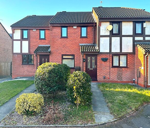 2 Bedroom Town House To Rent In Holly Mill Crescent, Astley Bridge, Bolton, Greater Manchester, BL1