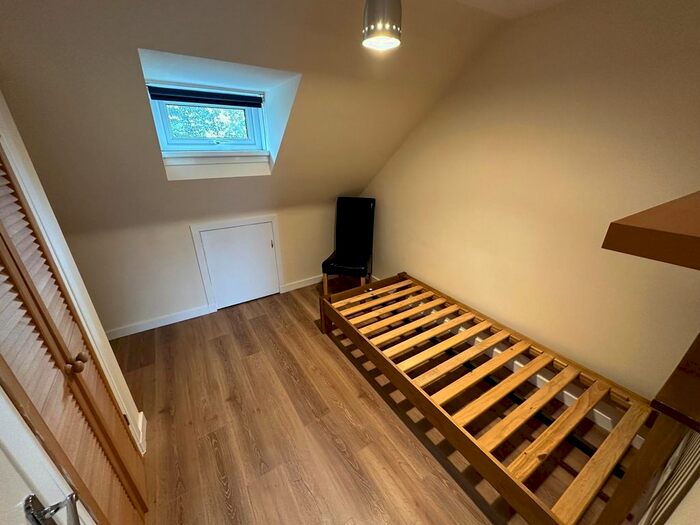 2 Bedroom Flat To Rent In Marine Court, Aberdeen, AB11