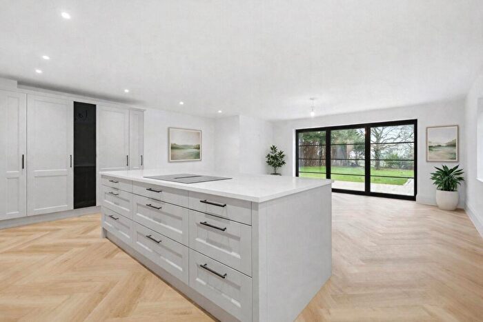 6 Bedroom Detached House For Sale In Catkins, East Hanningfield Road, Sandon, Chelmsford, CM2