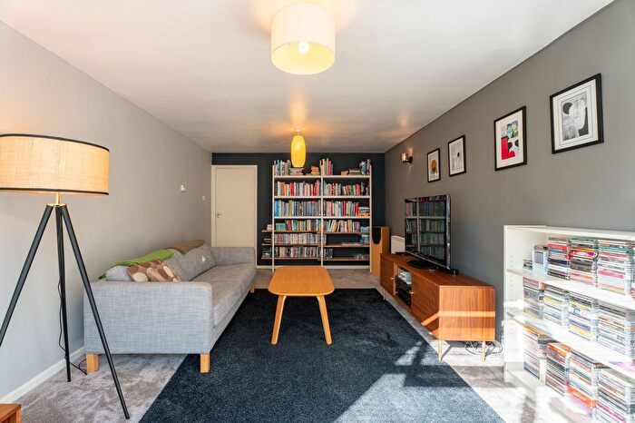 3 Bedroom Terraced House To Rent In Newton Garth, Chapel Allerton, LS7