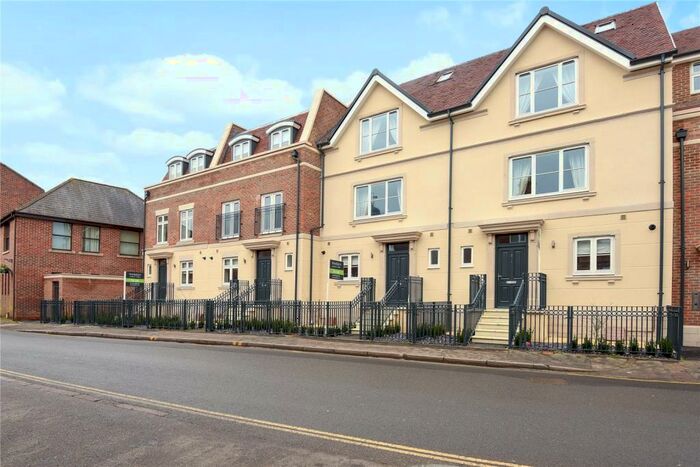 3 Bedroom Terraced House To Rent In Eton Court, Eton, Windsor, Berkshire, SL4