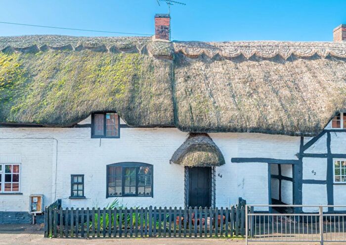 2 Bedroom Terraced House For Sale In Oxford Road, Marton, CV23