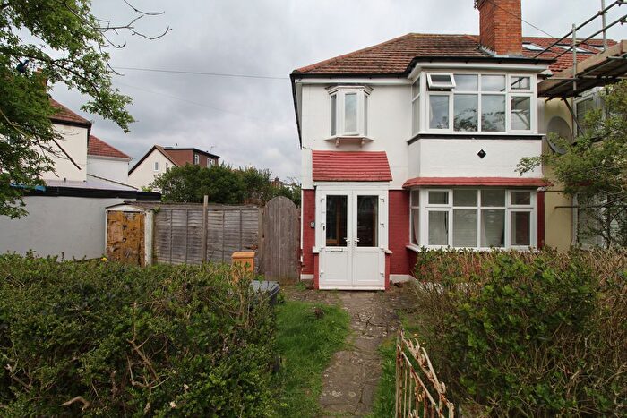 4 Bedroom Semi Detached House To Rent In Abbotts Drive, Wembley, HA0