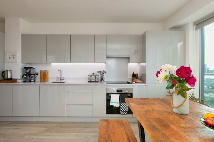 2 Bedroom Flat To Rent In Heartwell Avenue, London, E16