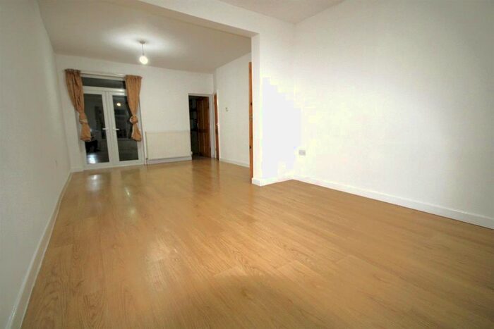 3 Bedroom Terraced House To Rent In Sutherland Road, London, N9