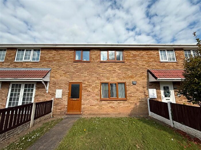 3 Bedroom Semi-Detached House For Sale In Woodlands Way, Denaby Main, Doncaster, DN12