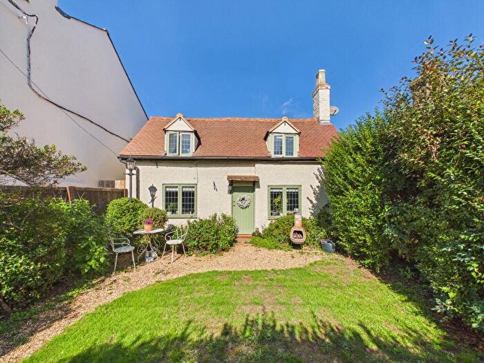 3 Bedroom Detached House For Sale In Dennis Green, Gamlingay, Sandy, SG19