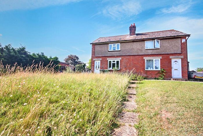 3 Bedroom Semi-Detached House For Sale In Watton Road, Norfolk, IP25