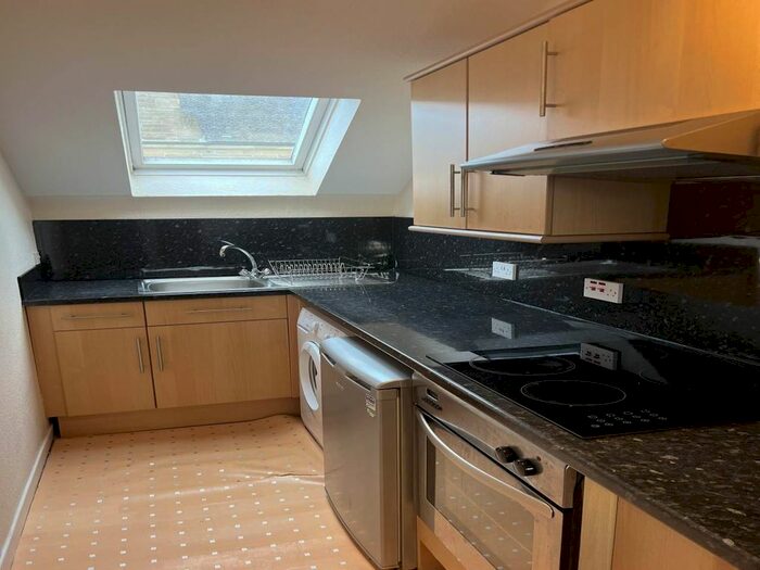 1 Bedroom Flat To Rent In Perth Road, Dundee, DD1