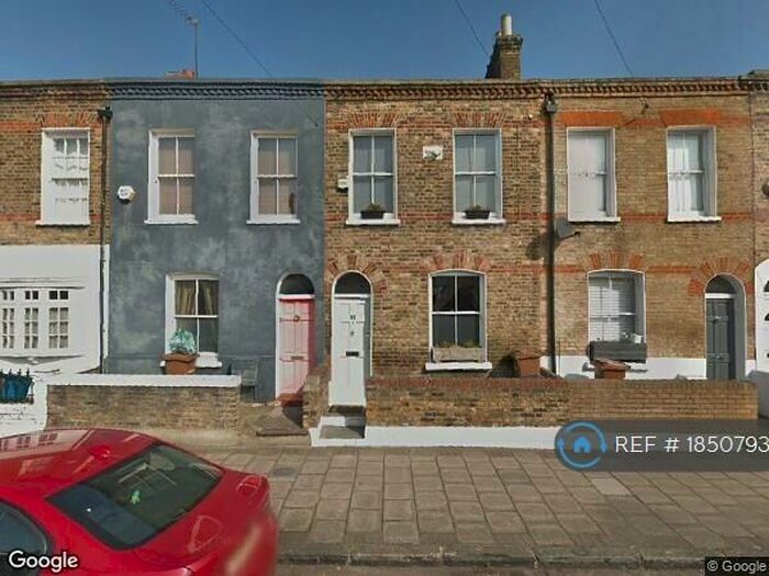 2 Bedroom Terraced House To Rent In London, London, E9
