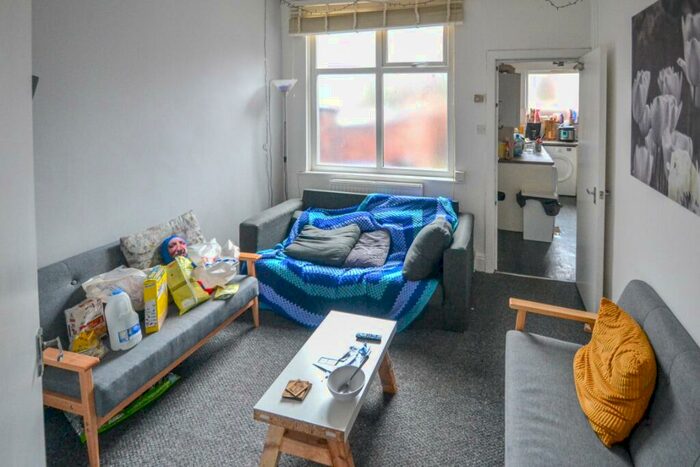5 Bedroom Terraced House To Rent In Heald Place, Rusholme, Manchester, M14