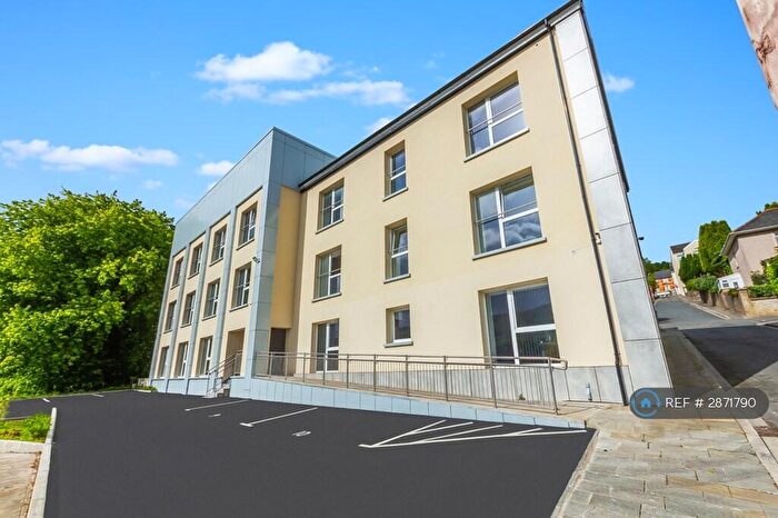 1 Bedroom Flat To Rent In Carlton House, Ebbw Vale, NP23