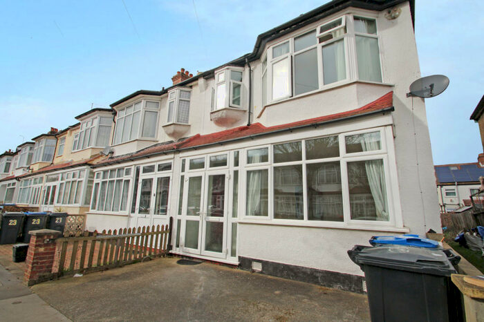 2 Bedroom Semi-Detached House To Rent In Chartham Road, London, SE25