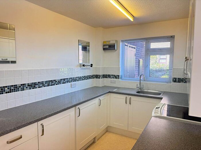 1 Bedroom Retirement Property To Rent In Shrubbs Drive, Middleton On Sea, PO22