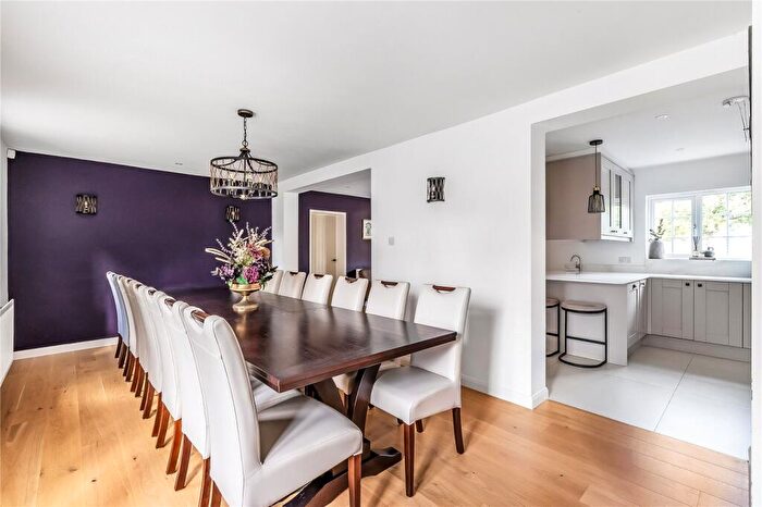 3 Bedroom Detached House For Sale In Woodroyd Avenue, Horley, RH6