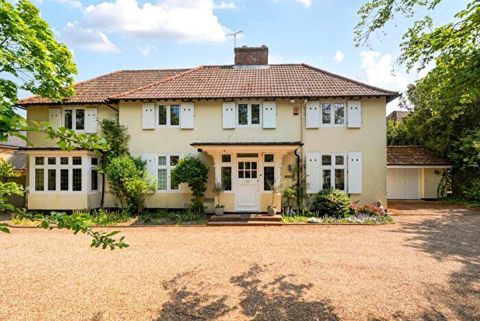 5 Bedroom Detached House For Sale In Forest Road, East Horsley, KT24