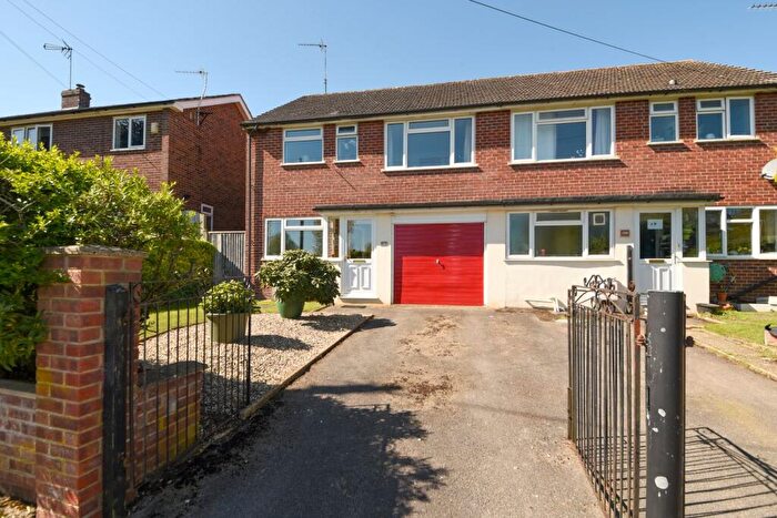 3 Bedroom Semi Detached House For Sale In Old Newtown Road, Newbury, RG14