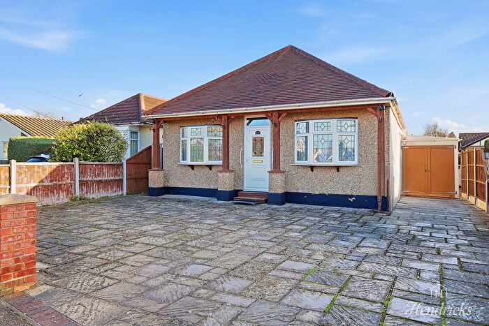3 Bedroom Bungalow For Sale In Church Road, Benfleet, SS7
