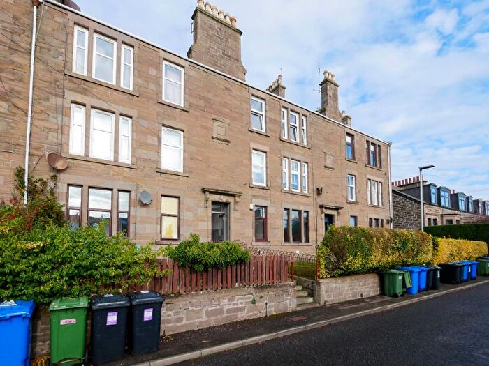 2 Bedroom Flat To Rent In Balfour Place, Carnoustie, Angus, DD7