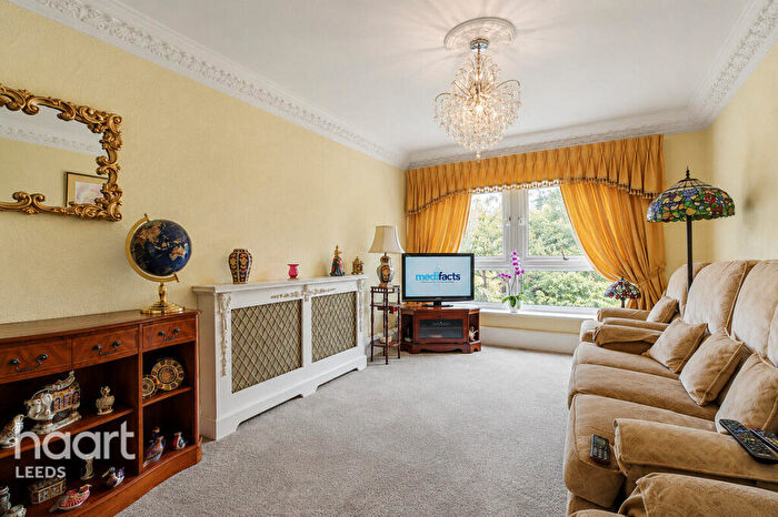 1 Bedroom Apartment For Sale In Crescent Towers, Leeds, LS11