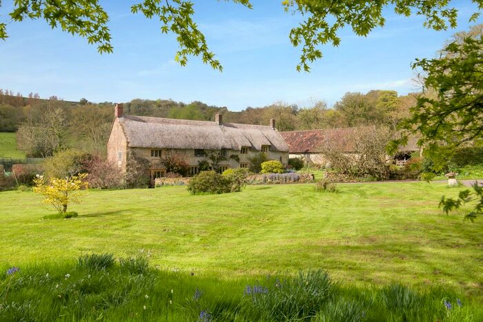 5 Bedroom Detached House For Sale In Beaminster, DT8