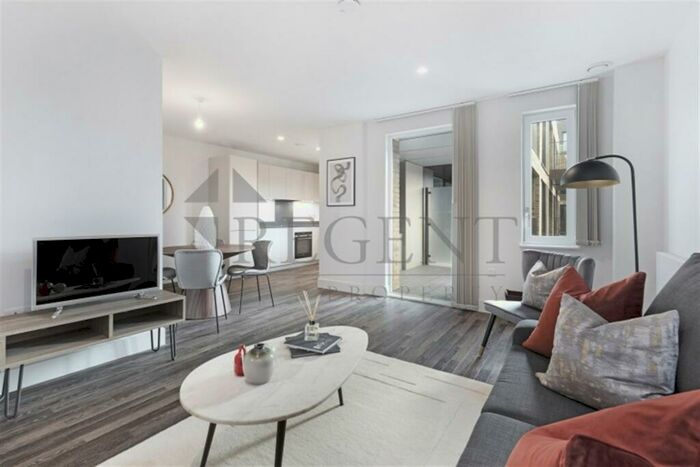 2 Bedroom Apartment To Rent In Fusion Apartments, Moulding Lane, SE14