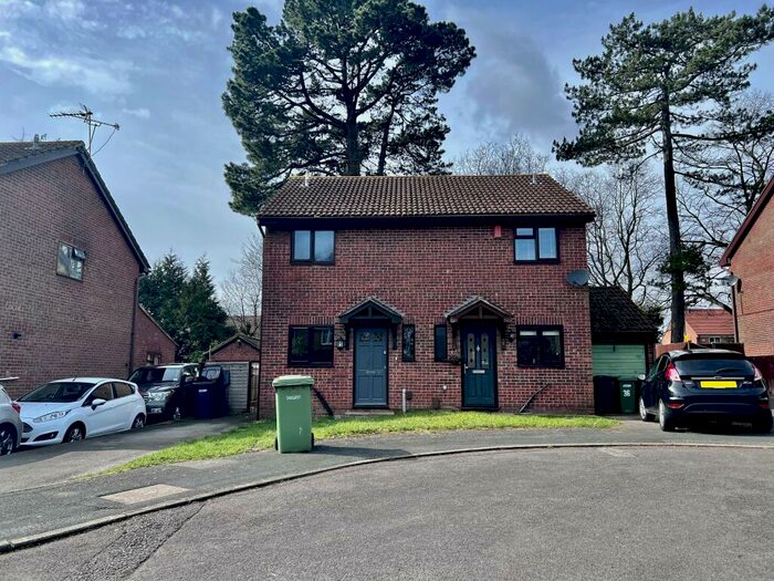 3 Bedroom House To Rent In Woolwich Close, Bursledon, Southampton, SO31