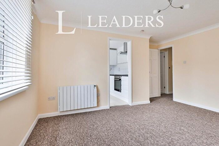 1 Bedroom Flat To Rent In Central Christchurch, BH23