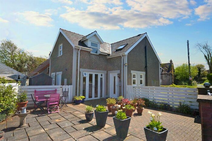 3 Bedroom Detached House For Sale In Sardis Cross, Sardis, Milford Haven, SA73