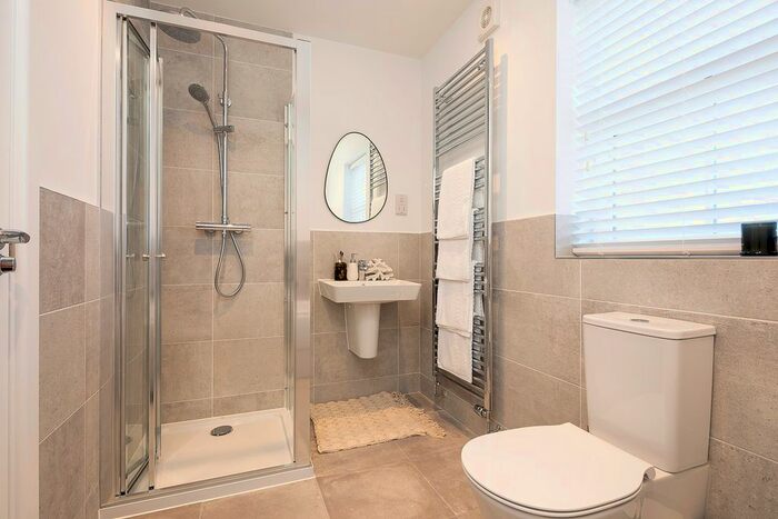 4 Bedroom Detached House For Sale In Station Avenue, Houlton, Rugby, CV23