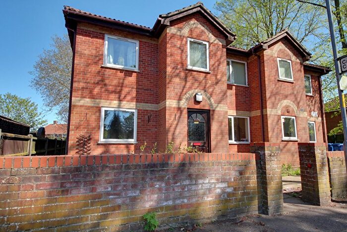 1 Bedroom Flat To Rent In Grove Court, Norwich, NR5