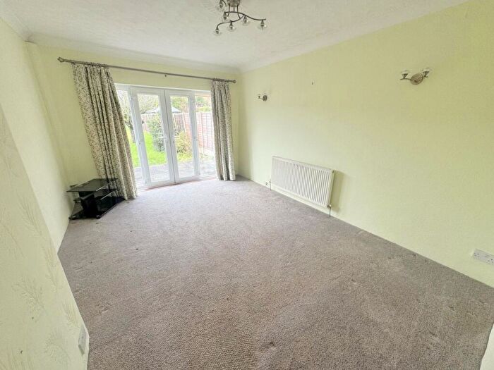 2 Bedroom Bungalow For Sale In Blandford Road, Hamworthy, Poole, BH15