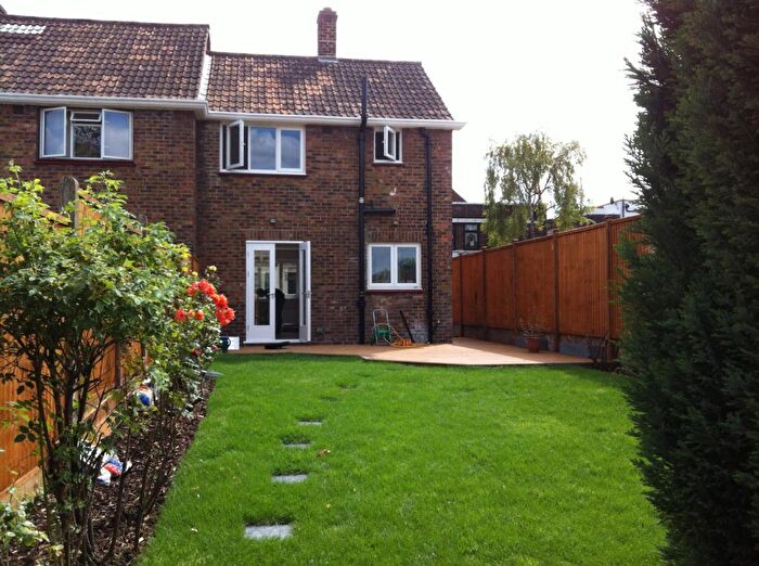 2 Bedroom Terraced House To Rent In Shawbury Road, East Dulwich, London, SE22