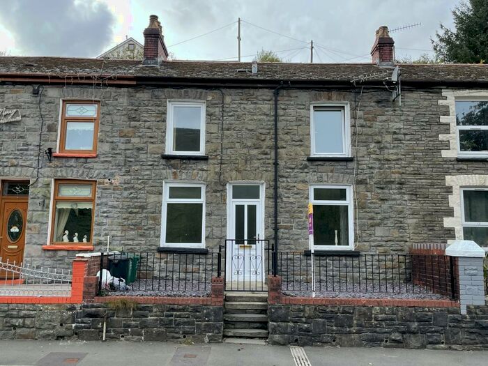 3 Bedroom House To Rent In East Road, Tylorstown, Ferndale, CF43
