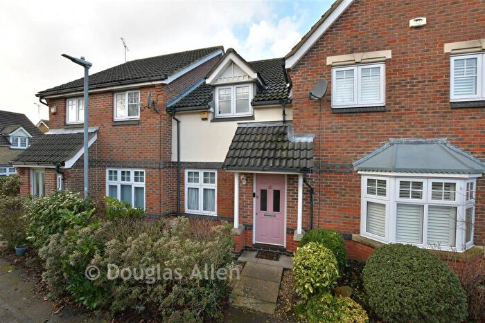 2 Bedroom Terraced House For Sale In Logan Link, Wickford, Essex, SS12