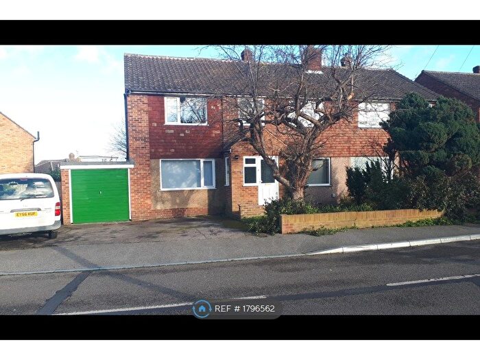 4 Bedroom Semi-Detached House To Rent In Heath Drive, Chelmsford, CM2