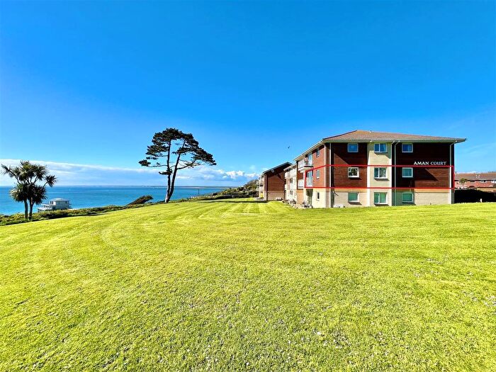3 Bedroom Flat To Rent In Granville Road, Totland Bay, PO39
