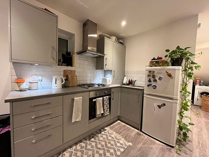 1 Bedroom Flat To Rent In Haydons Road, London, SW19