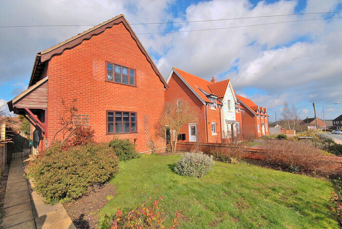 3 Bedroom Detached House To Rent In Ongar Road, Great Dunmow, Essex, CM6