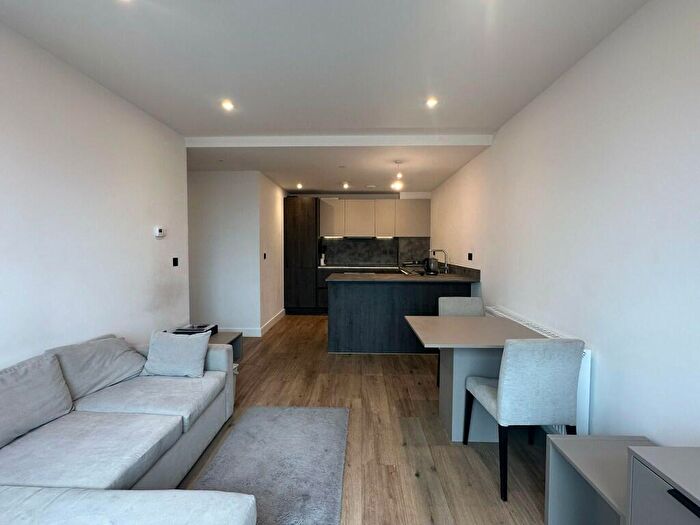 2 Bedroom Flat To Rent In Shadwell Street, Birmingham, B4