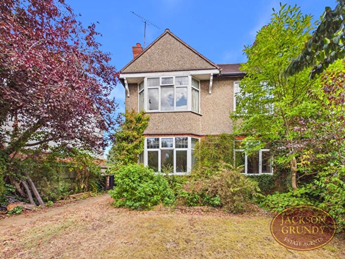 3 Bedroom Semi-Detached House For Sale In Southfield Road, Duston, NN5